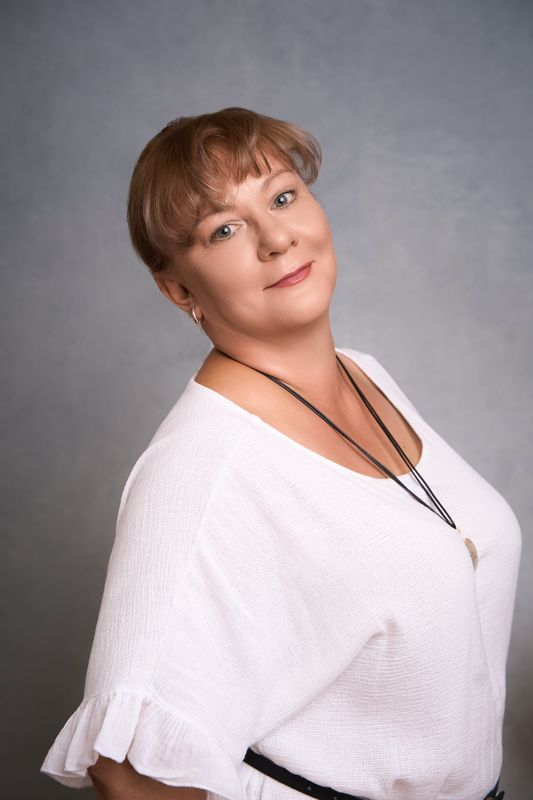Степанова Елена Николаевна.